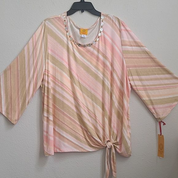 PLUS SIZE RUBY RD WOMAN'S TOP - Picture 1 of 9